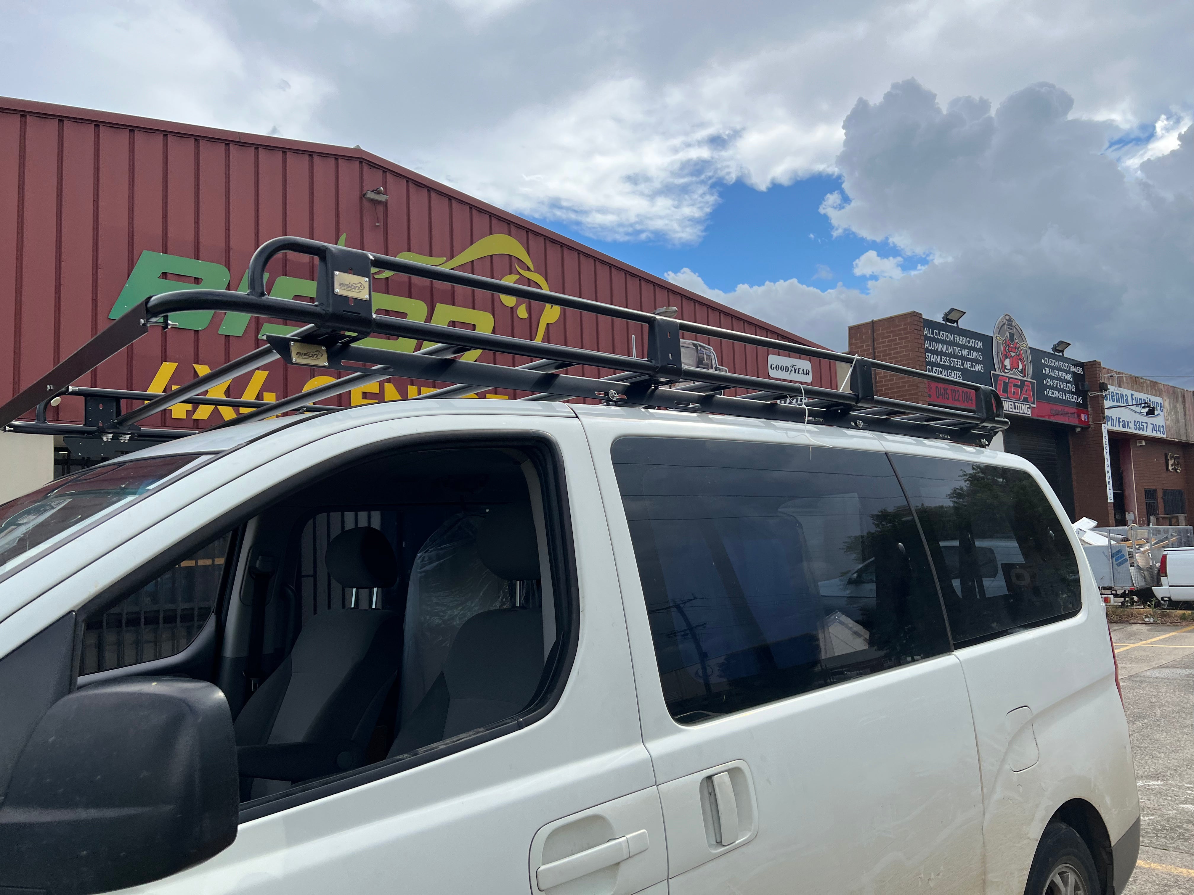 BISON 4X4 STEEL TRADESMAN ROOF RACK 3000MM FOR HYUNDAI iLOAD/iMAX 2018+