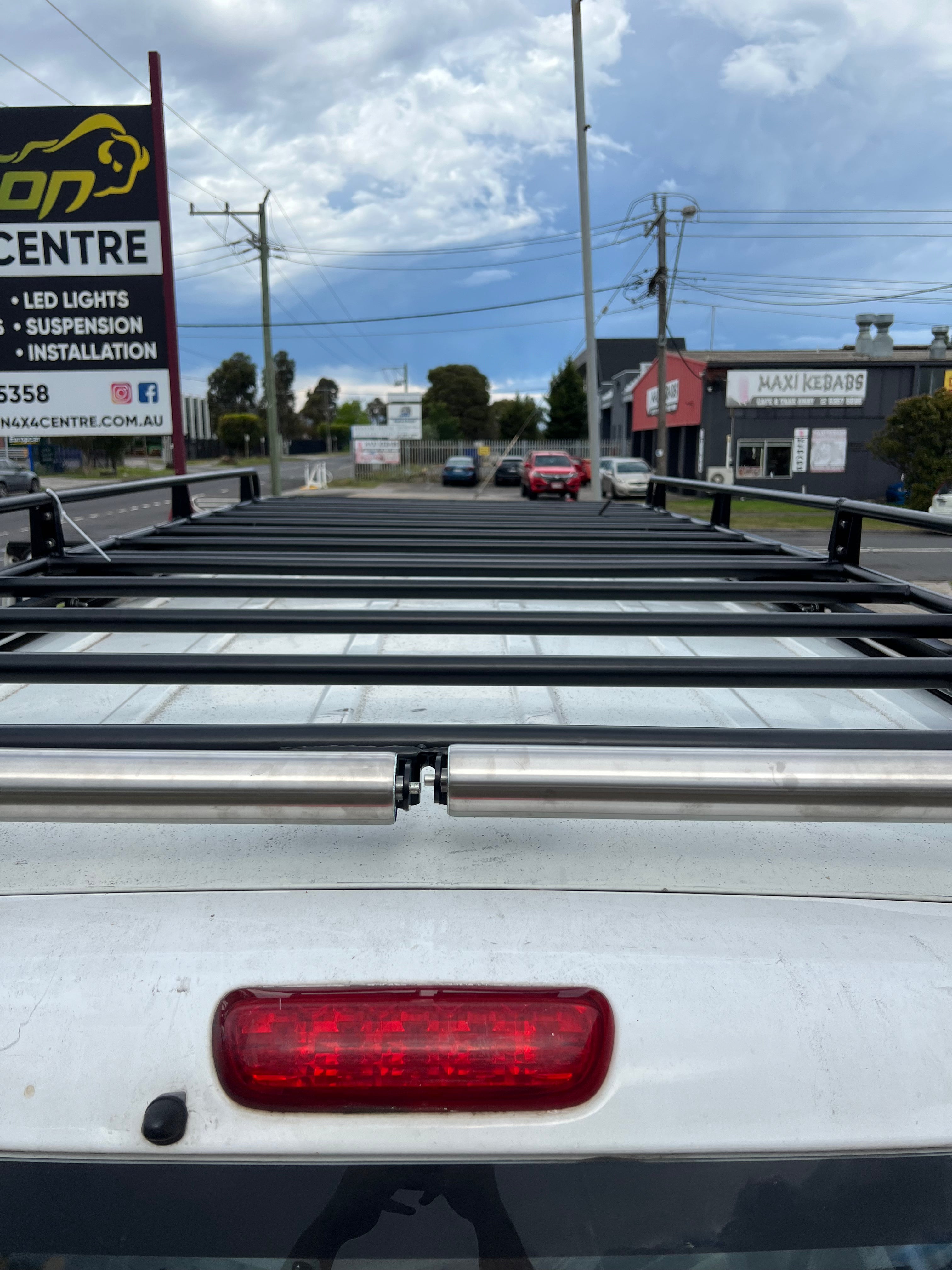 BISON 4X4 STEEL TRADESMAN ROOF RACK 3000MM FOR HYUNDAI iLOAD/iMAX 2018+
