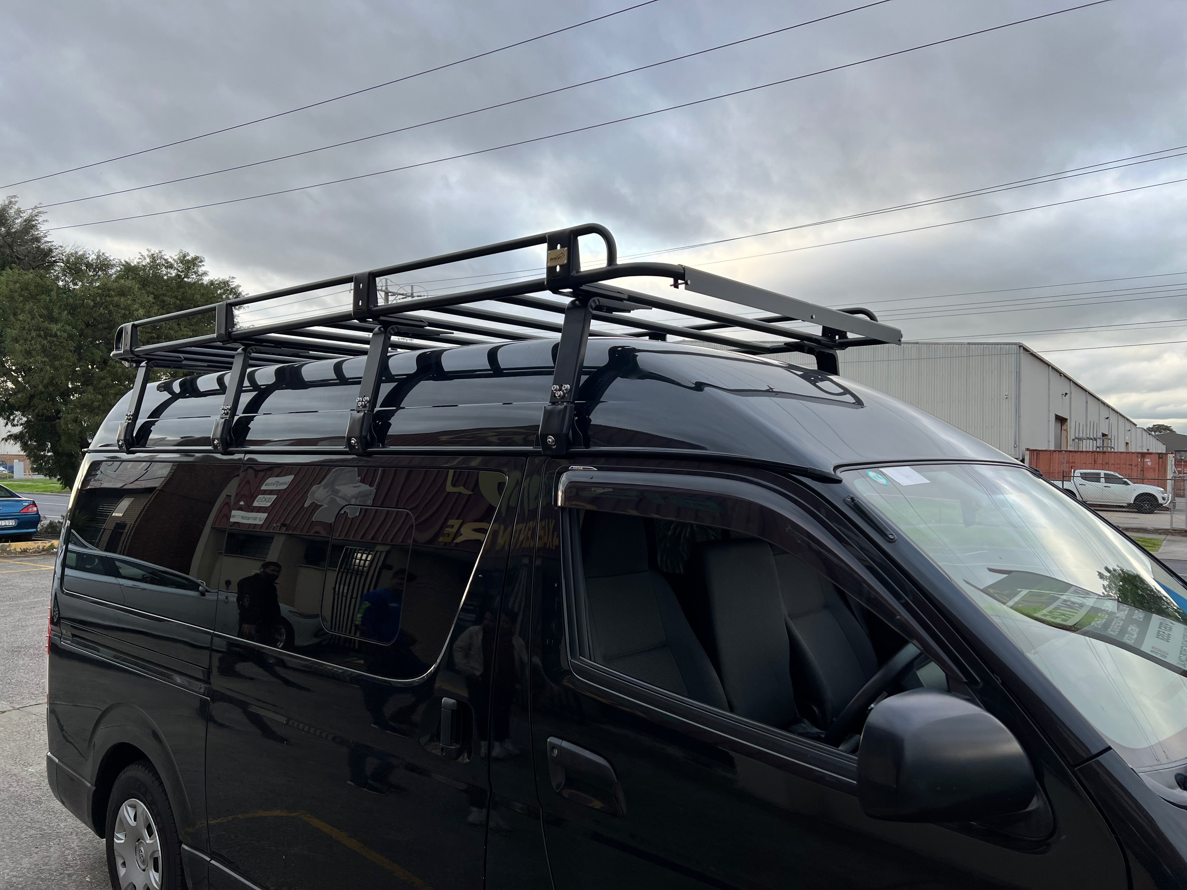 BISON 4X4 STEEL TRADESMAN ROOF RACK FOR TOYOTA HIACE COMMUTER 2004-2018