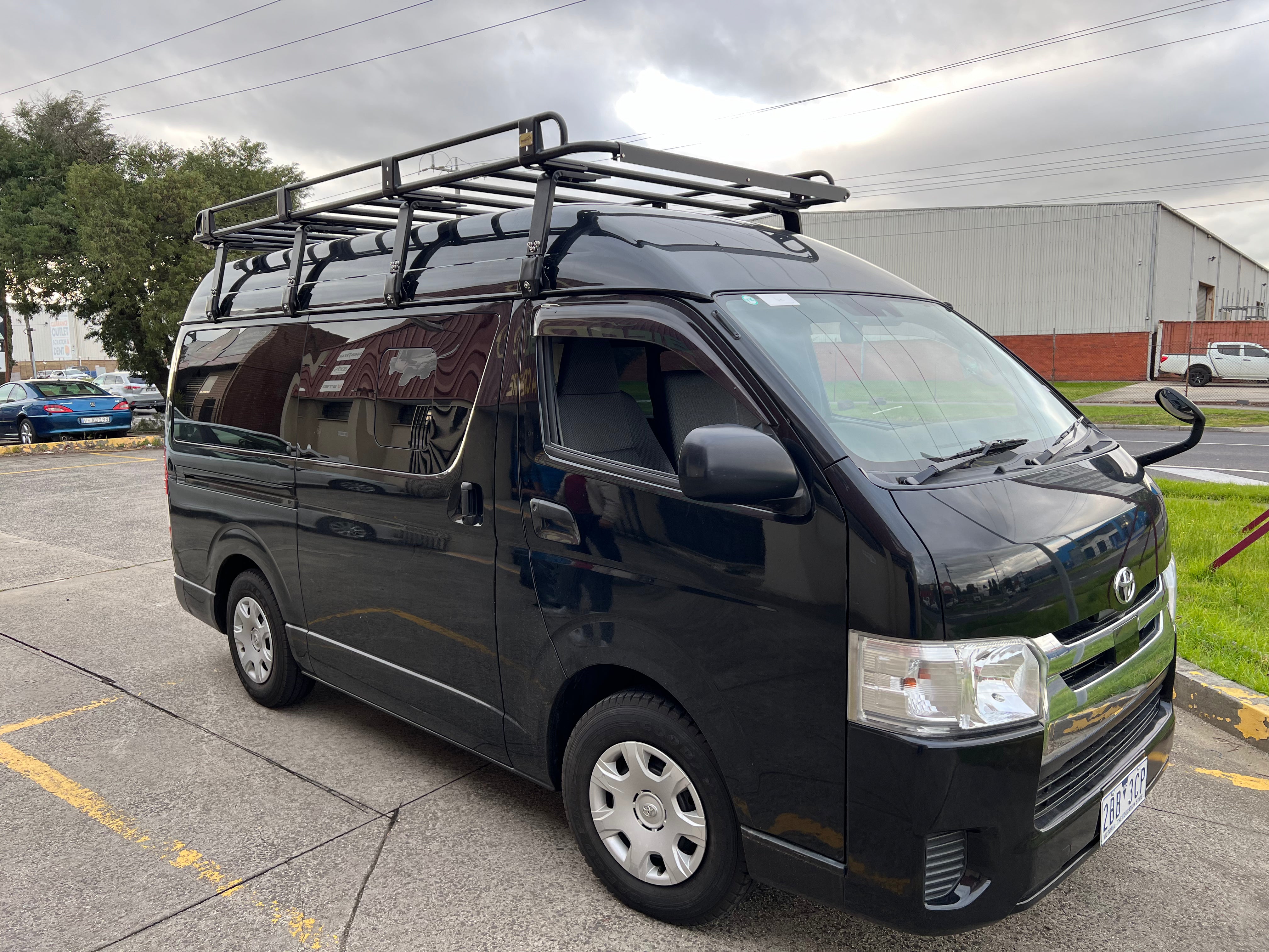 BISON 4X4 STEEL TRADESMAN ROOF RACK FOR TOYOTA HIACE COMMUTER 2004-2018