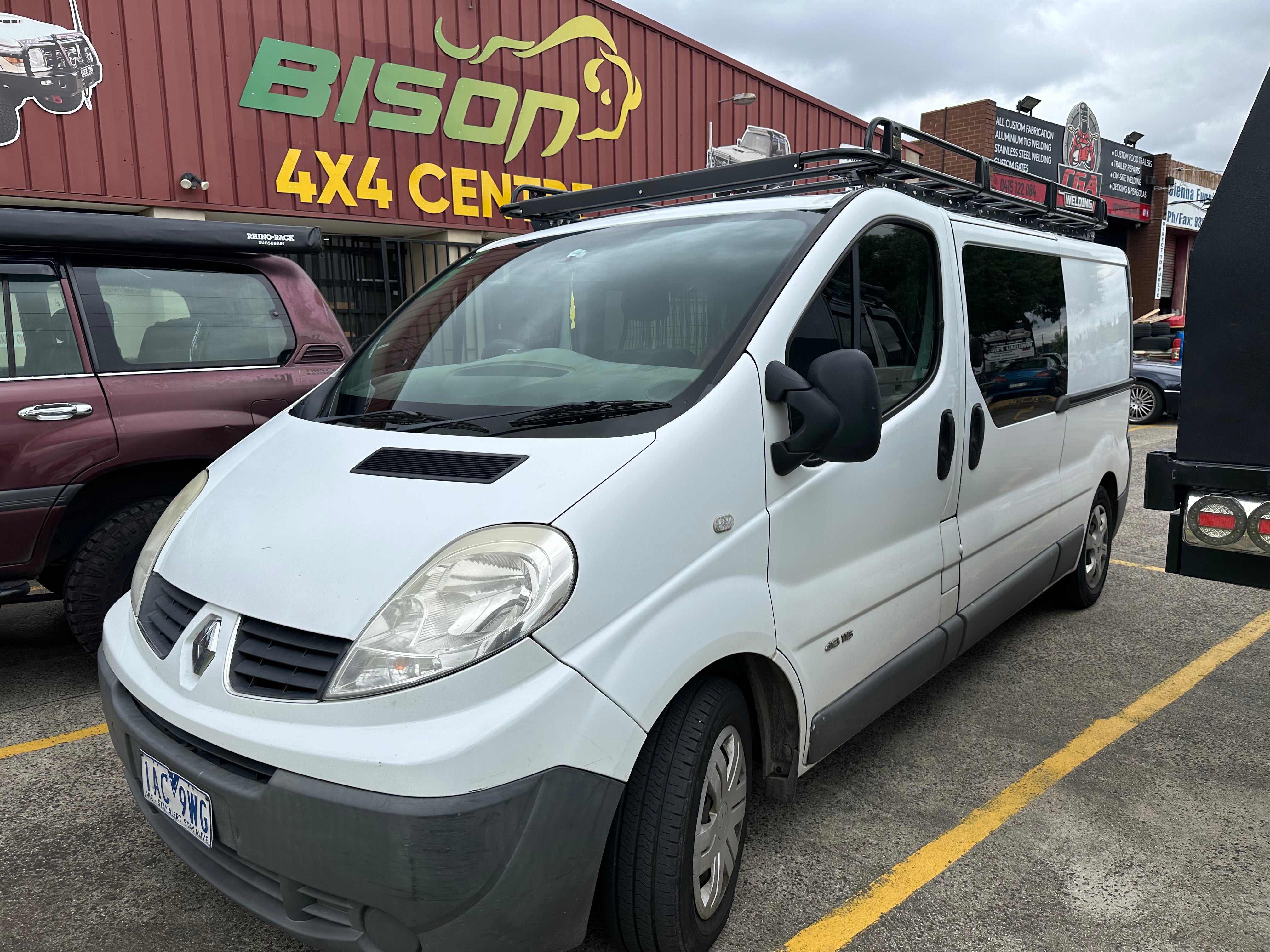 Renault Trafic LWB 2001-2014 Tradesman Steel Roof Rack Open Ends 3000x1600mm
