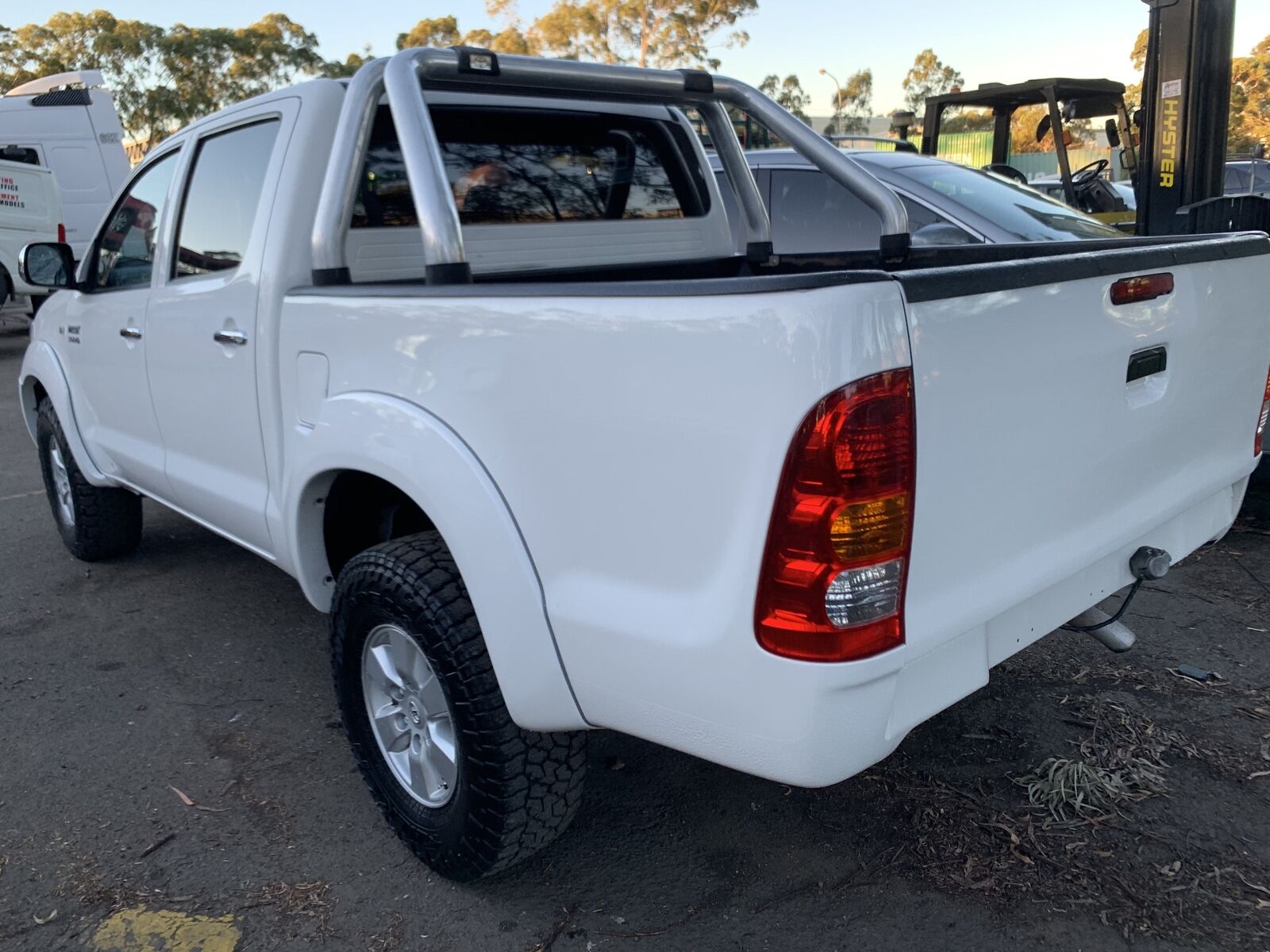 BISON 4X4 White Fender Flares Wheel Arch Suits for Hilux SR5 SR 2005-2010 6pcs