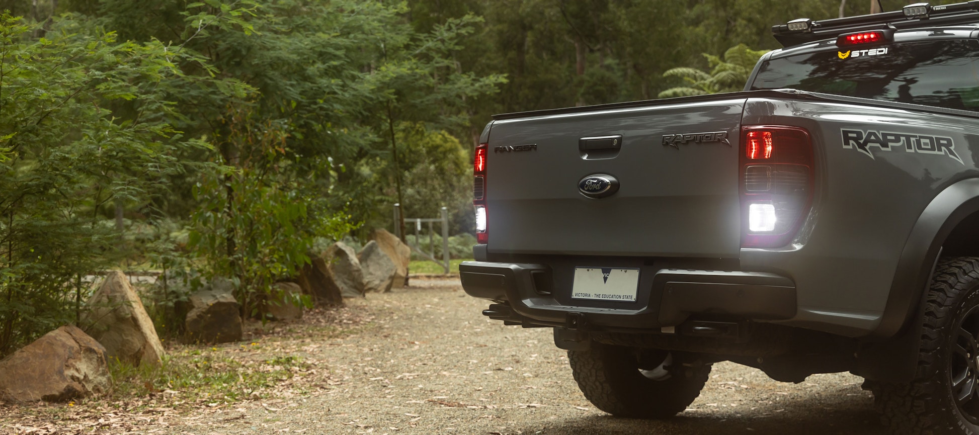 1000 LUMEN BA15S REVERSE LED UPGRADE (PAIR)