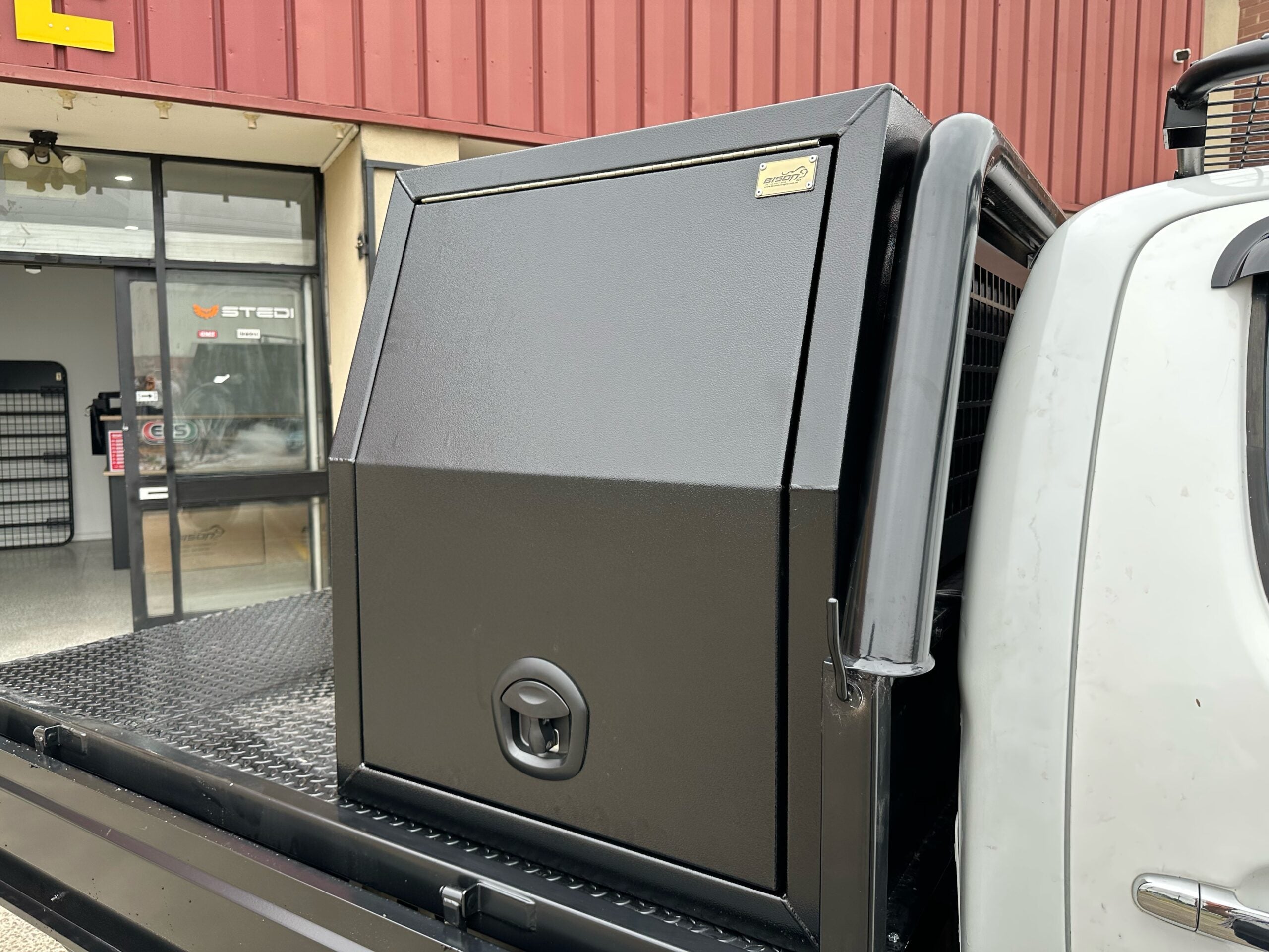 BISON 4X4 Canopy Aluminium Dog Cage / Tool box 700x1770x860mm Black Heavy duty