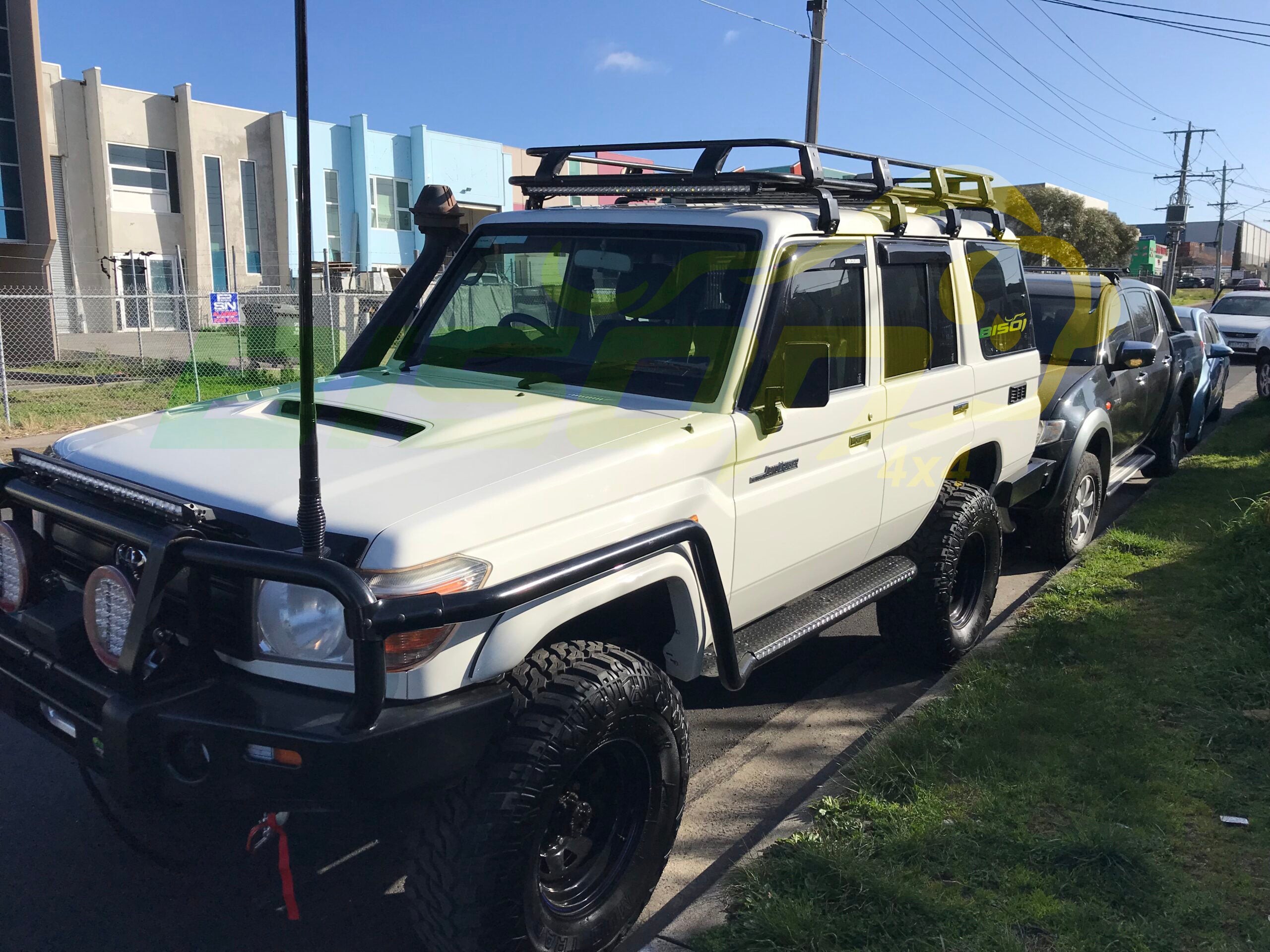 TOYOTA Landcruiser 70 75 79 series Fully enclosed Steel Cage 2200X1250mm
