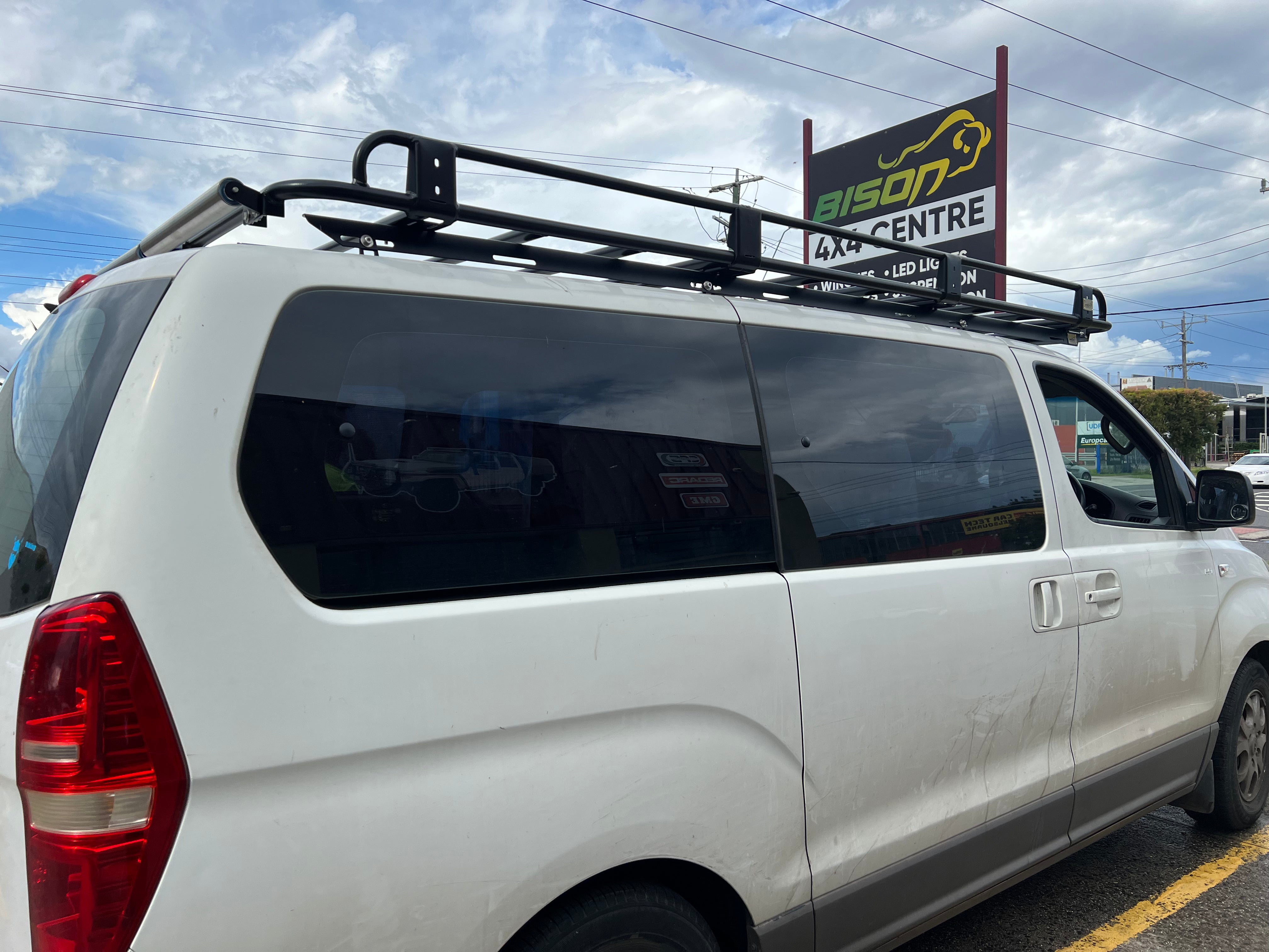 BISON 4X4 STEEL TRADESMAN ROOF RACK 3000MM FOR HYUNDAI iLOAD/iMAX 2018+