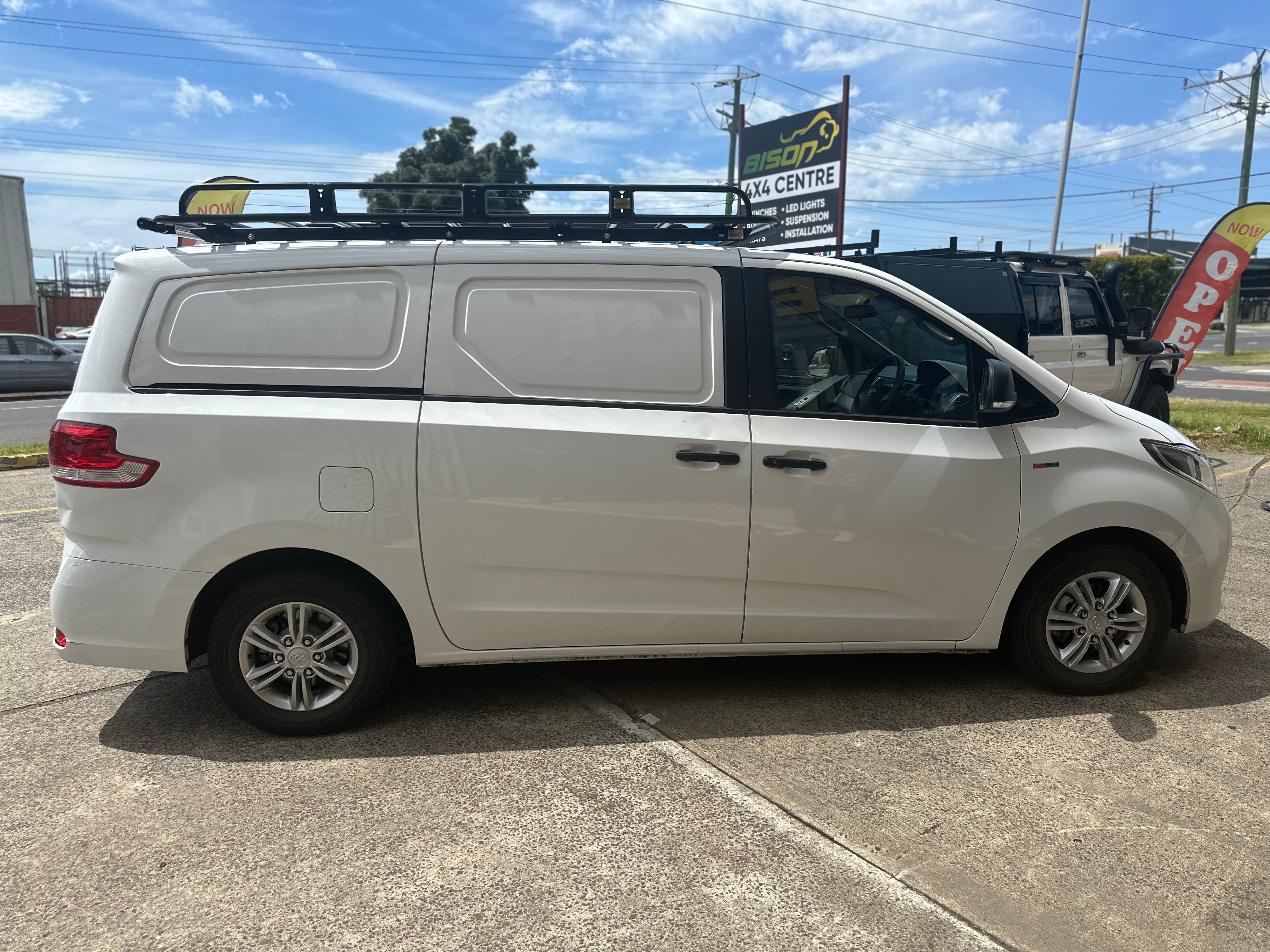 BISON 4X4 STEEL TRADESMAN ROOF RACK FOR LDV G10 2015+