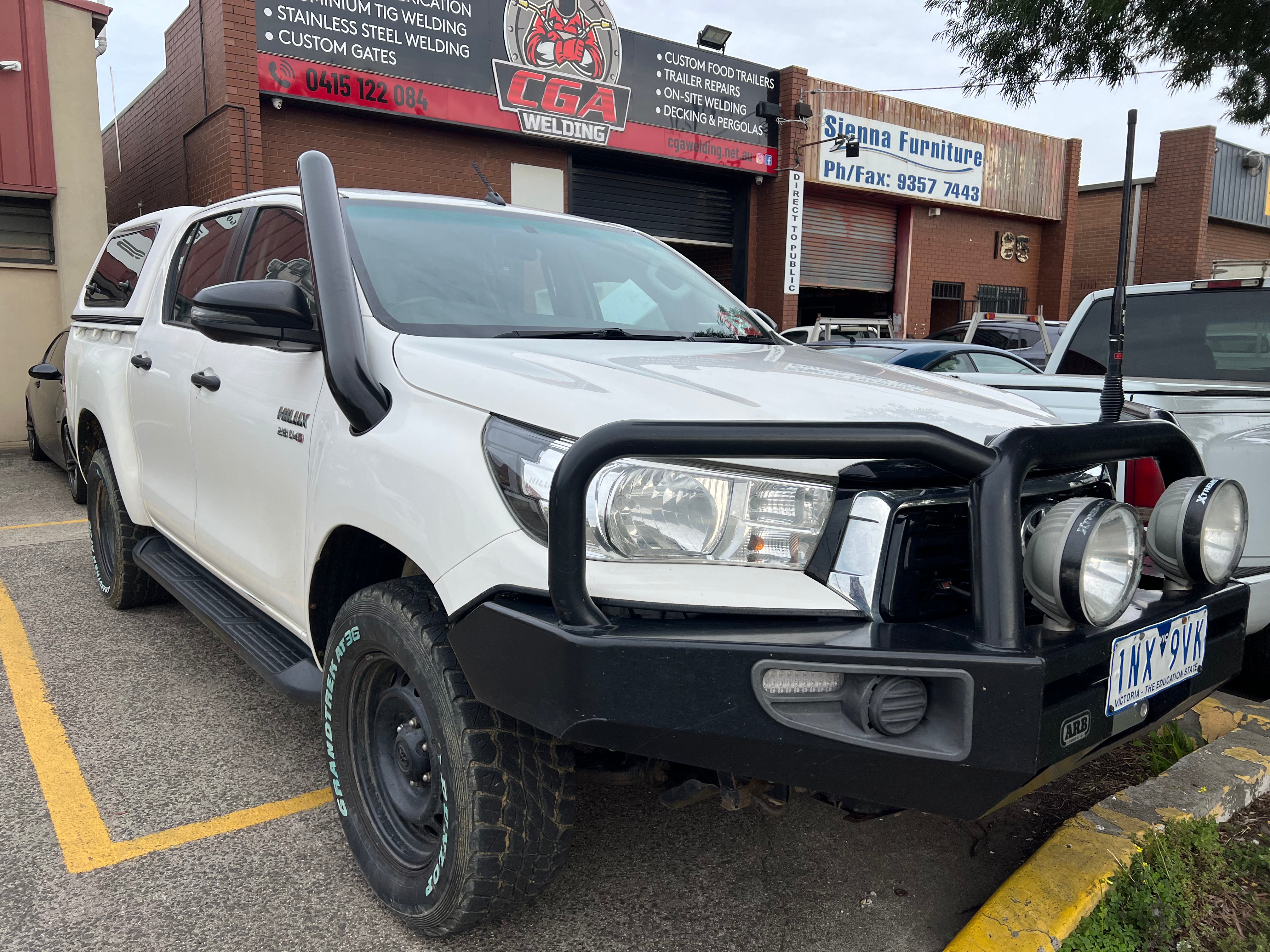 BISON-BAR FOR  TOYOTA HILUX 2015-2018  BY BISON 4X4