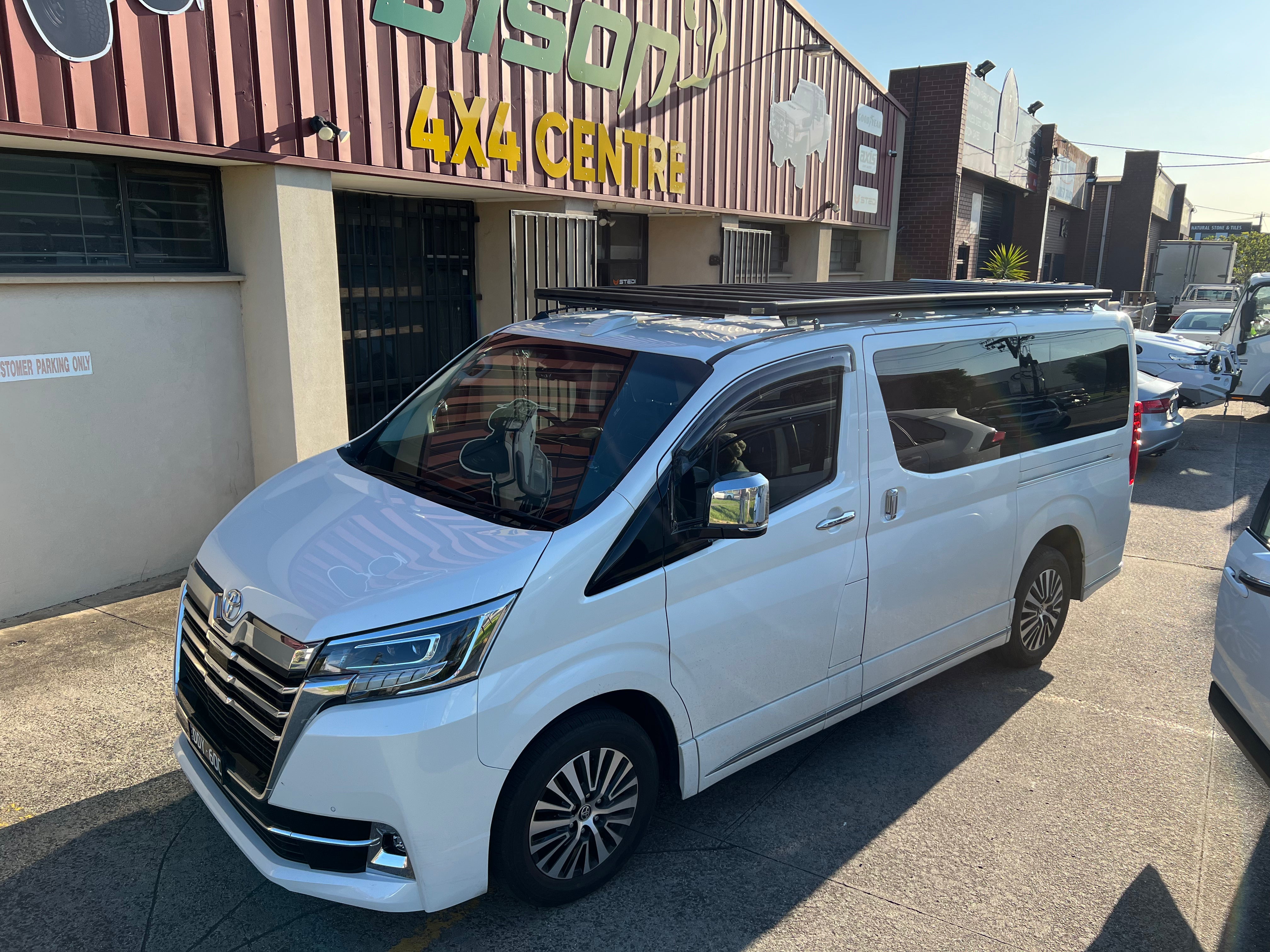 BISON 4X4 DAKOTA STYLE FLAT RACK FOR TOYOTA HIACE 2019+