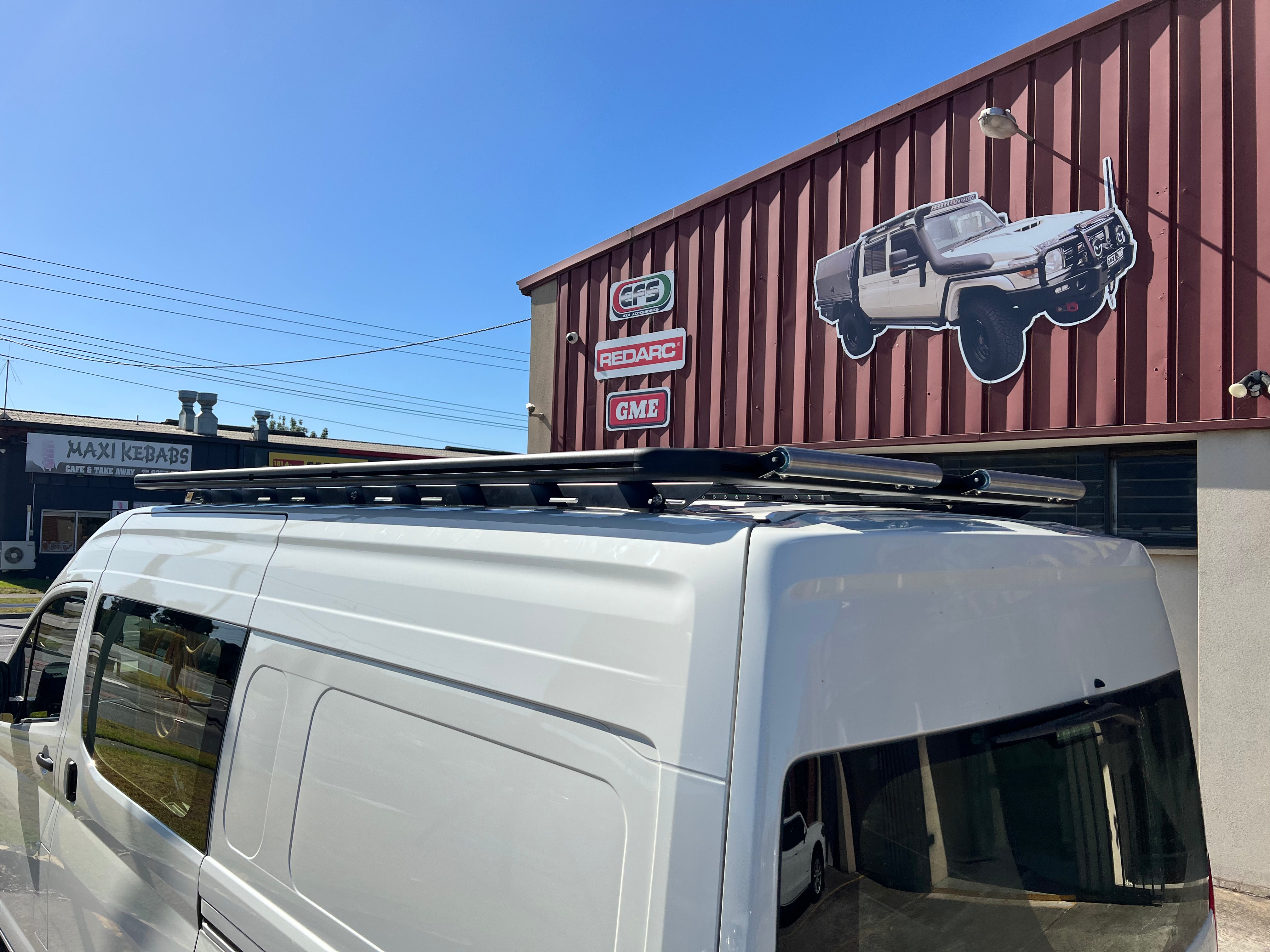 BISON 4X4 DAKOTA STYLE FLAT RACK FOR TOYOTA HIACE COMMUTER 2004-2018
