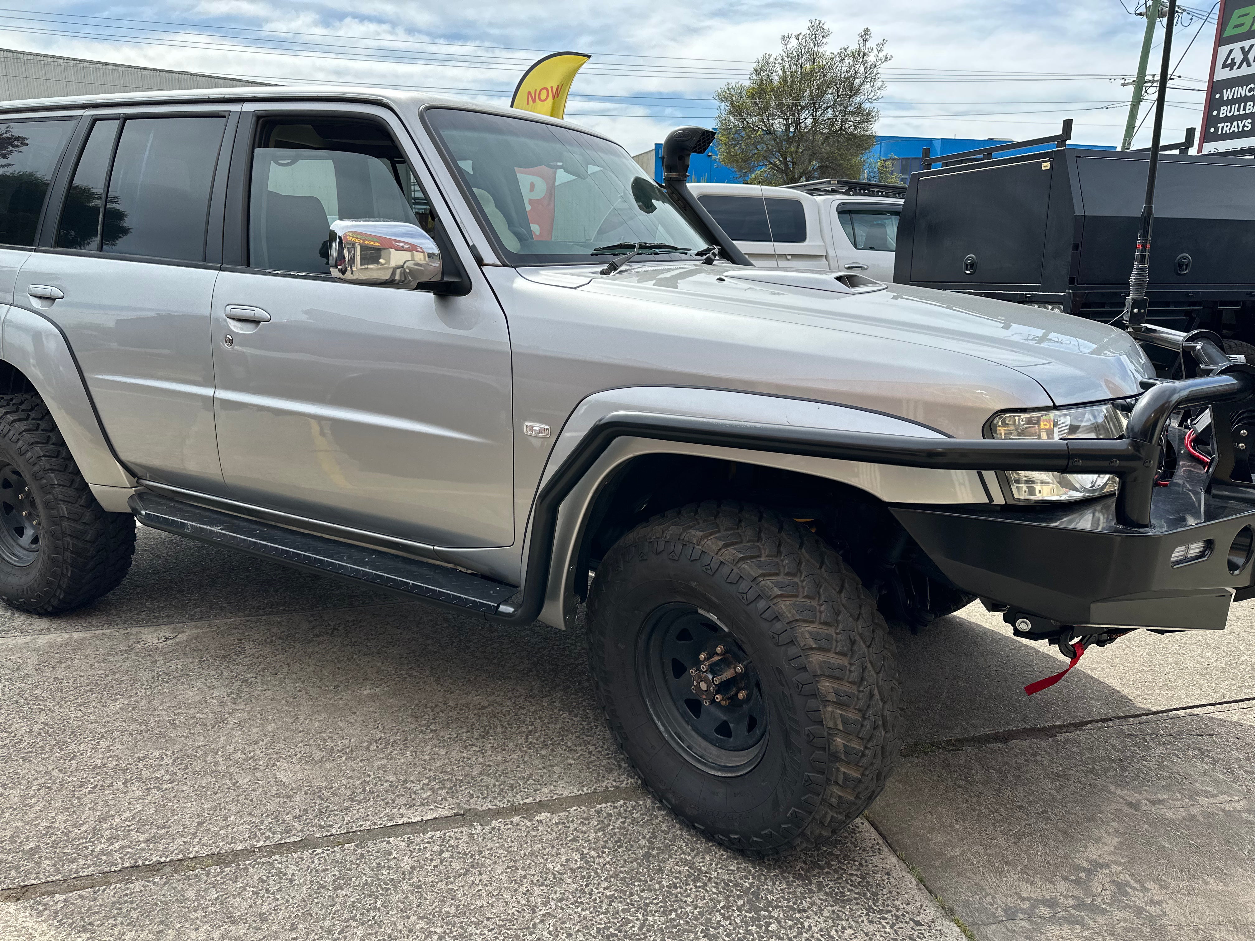 BISON 4X4 NISSAN PATROL LOOP BULBAR