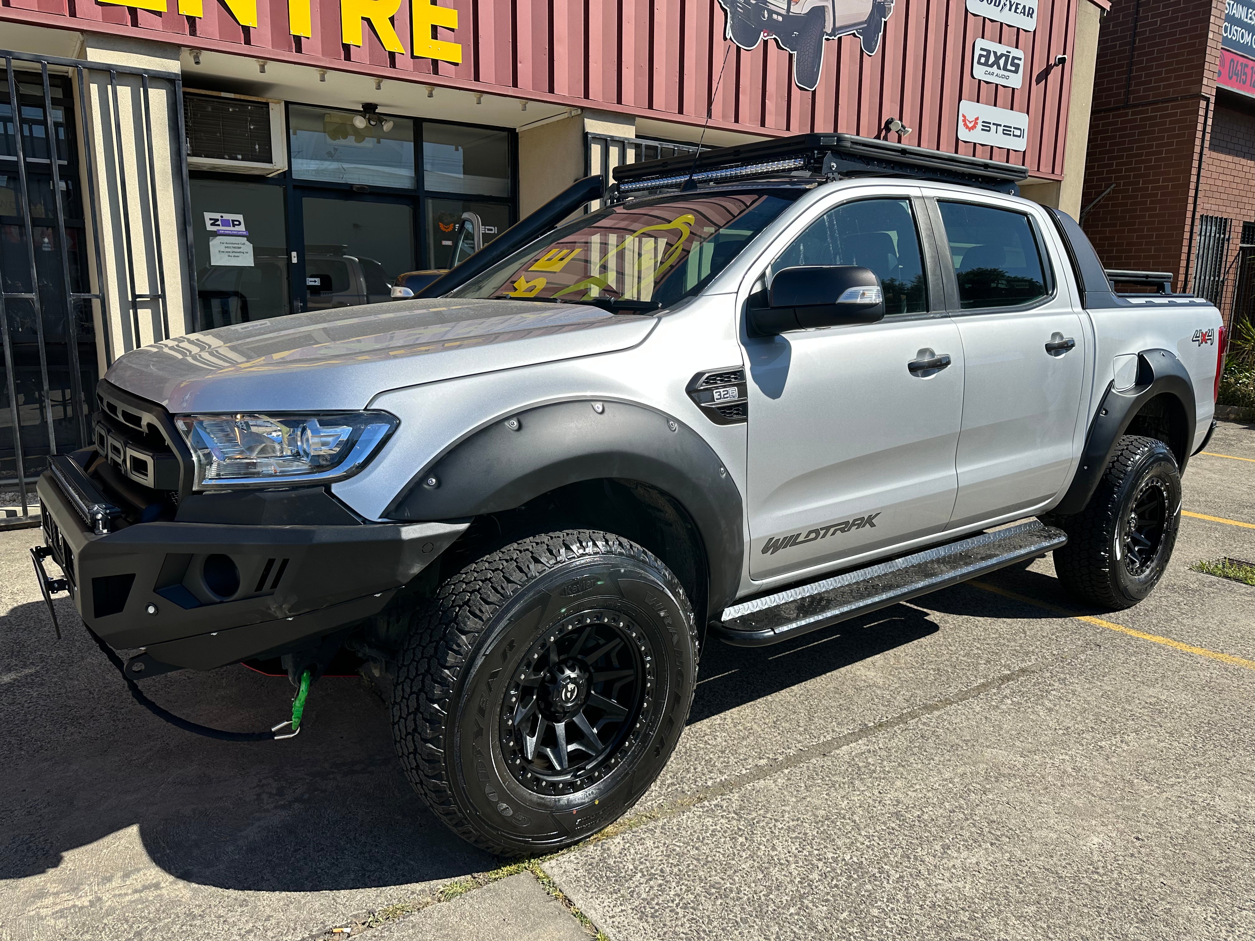 BISON 4X4 FORD RANGER NO LOOP BULLBAR