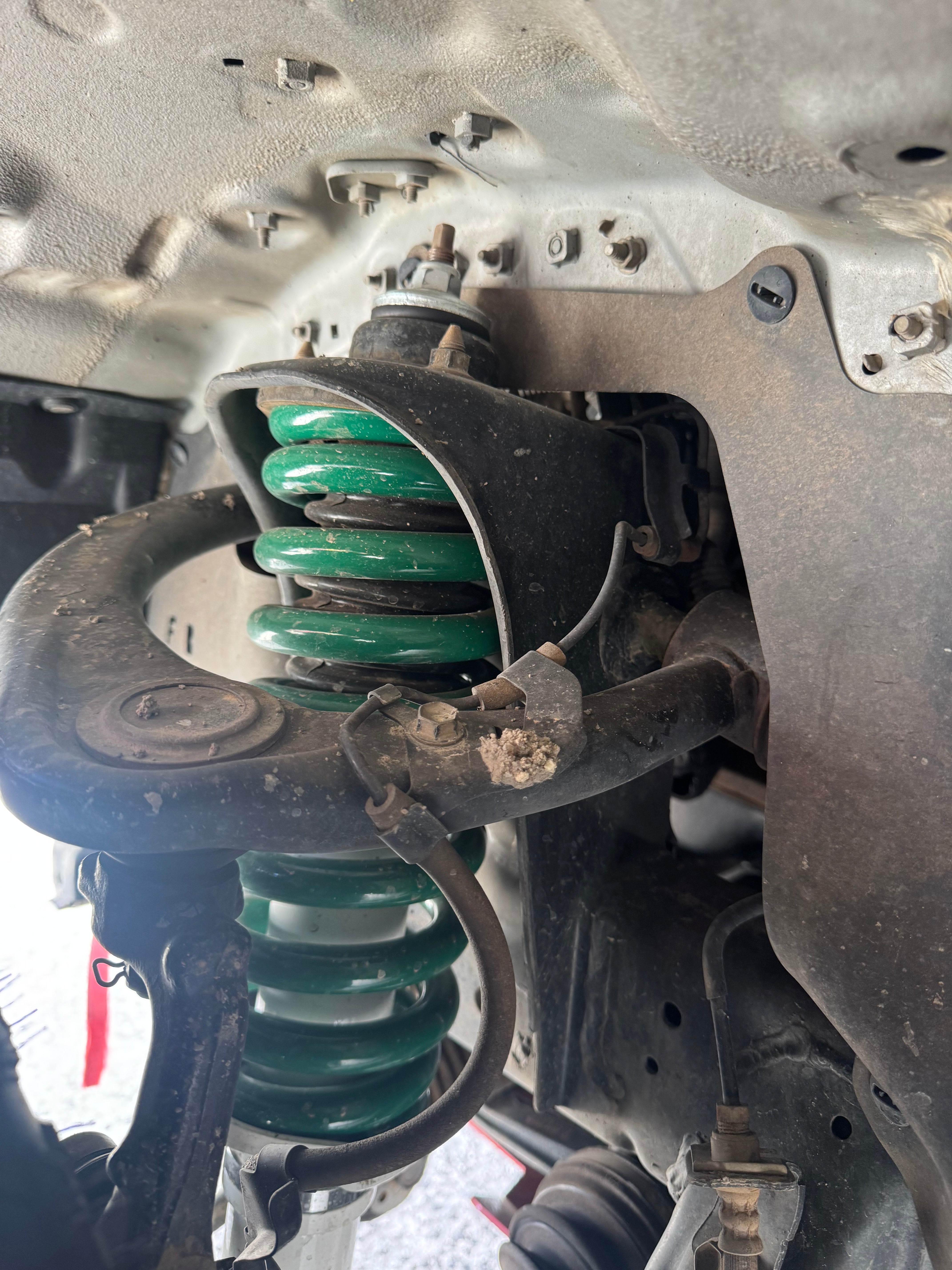 REAR COILS FOR TOYOTA LANDCRUISER 300 SERIES – BSTL3084R