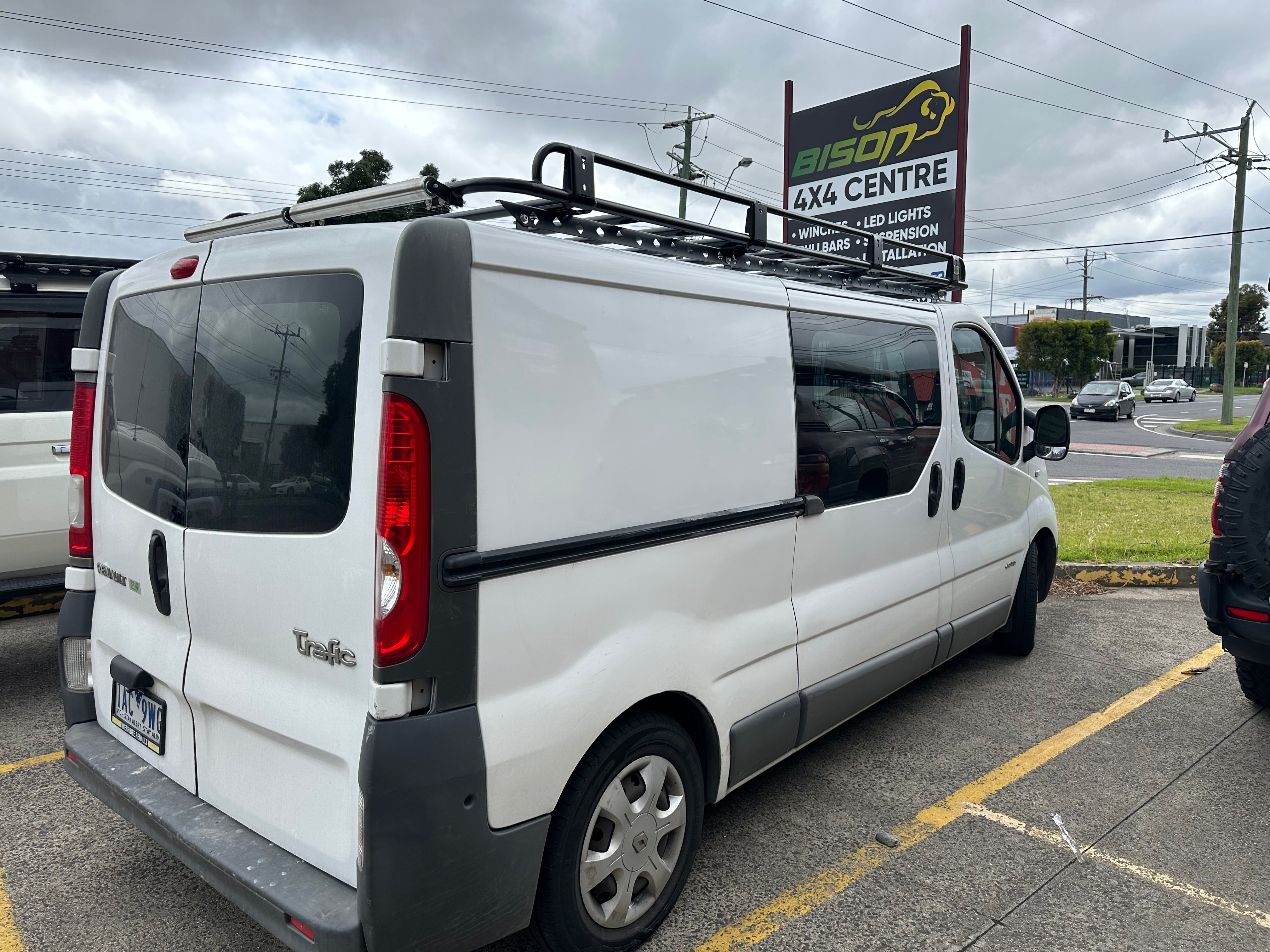 Renault Trafic LWB 2001-2014 Tradesman Steel Roof Rack Open Ends 3000x1600mm