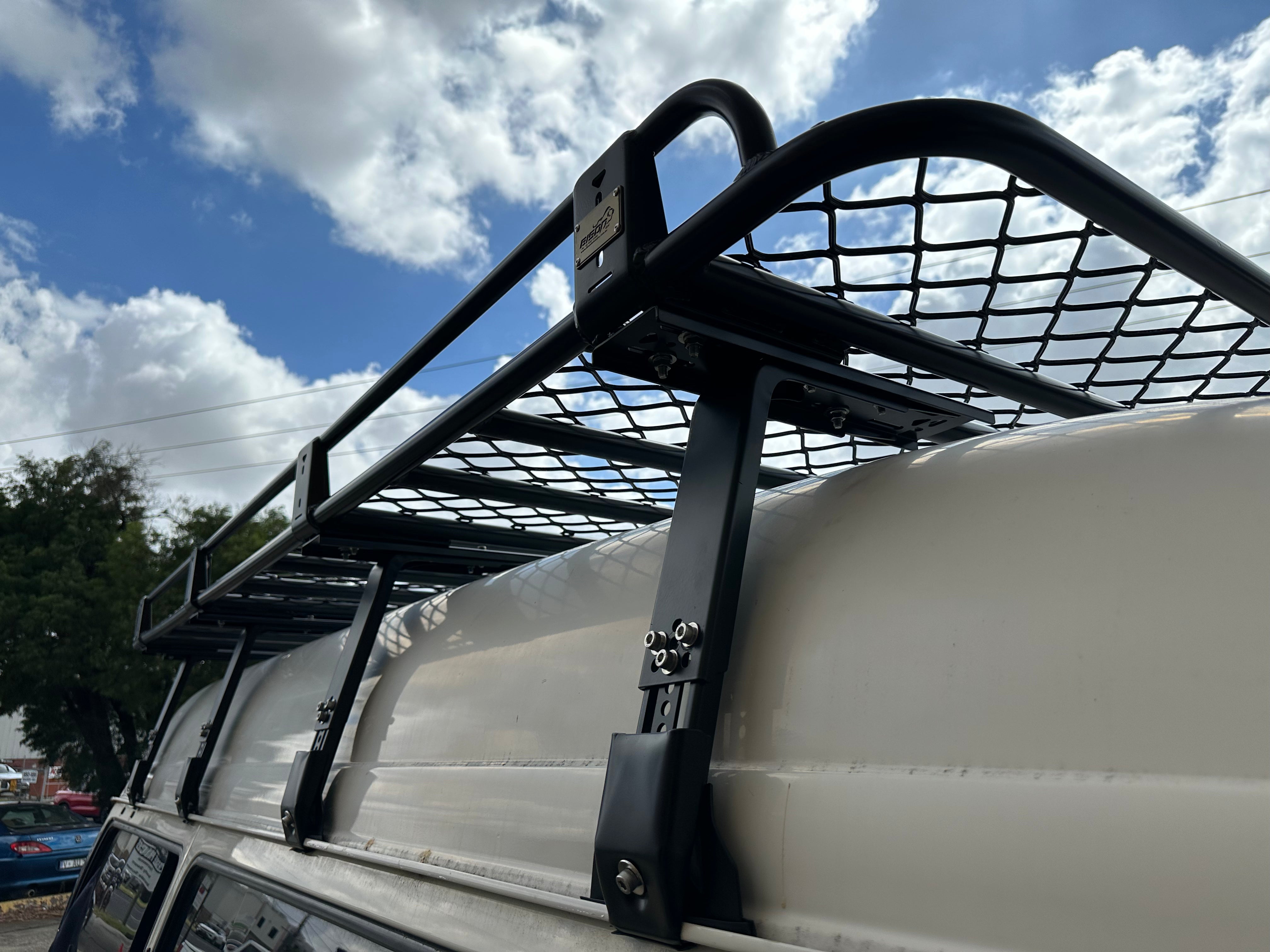 BISON 4X4 STEEL TRADESMAN ROOF RACK FOR TOYOTA HIACE COMMUTER 1989-2003