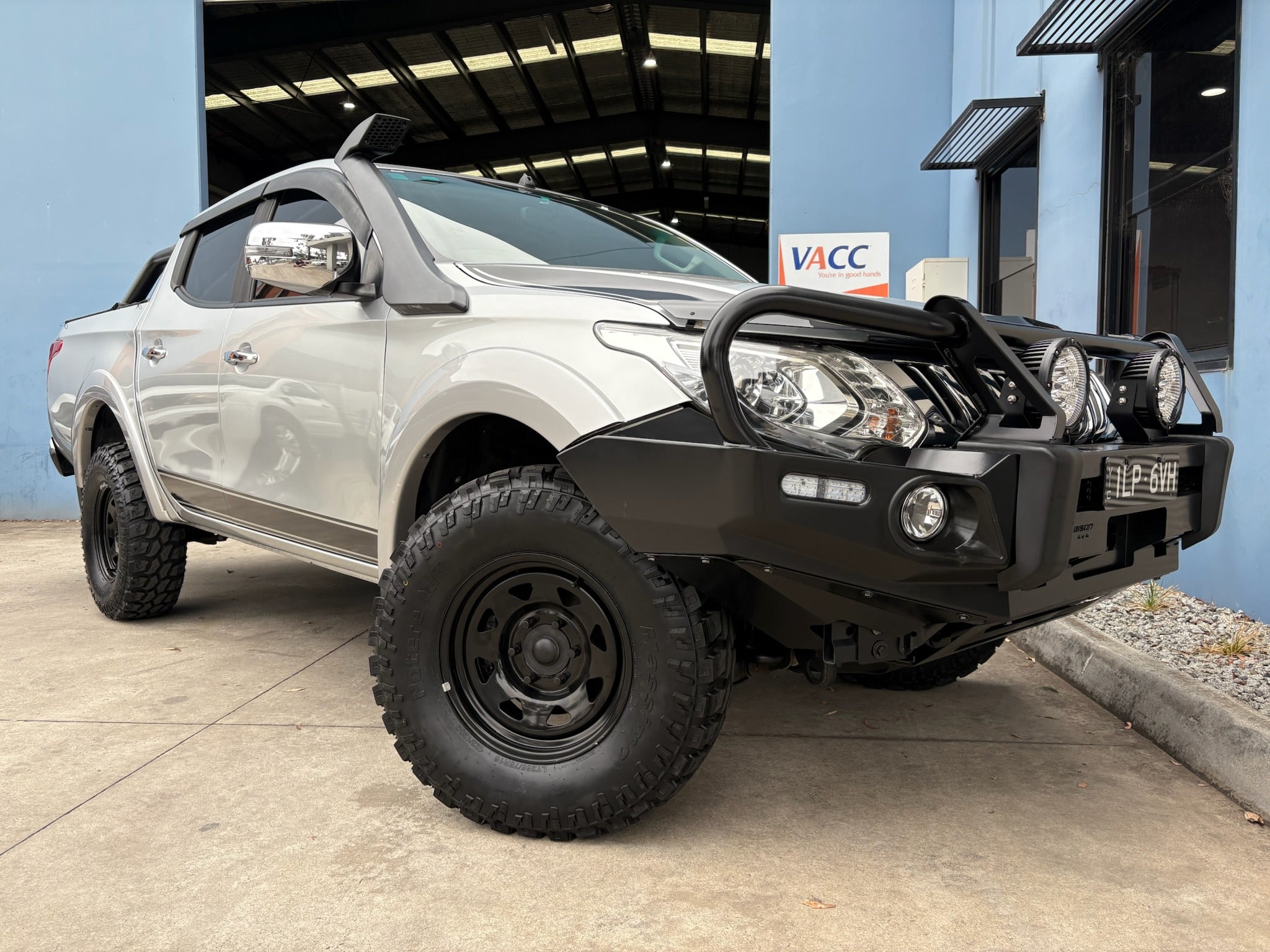 BISON-BAR FOR MITSUBISHI TRITON MQ 2015-2018 BY BISON 4X4