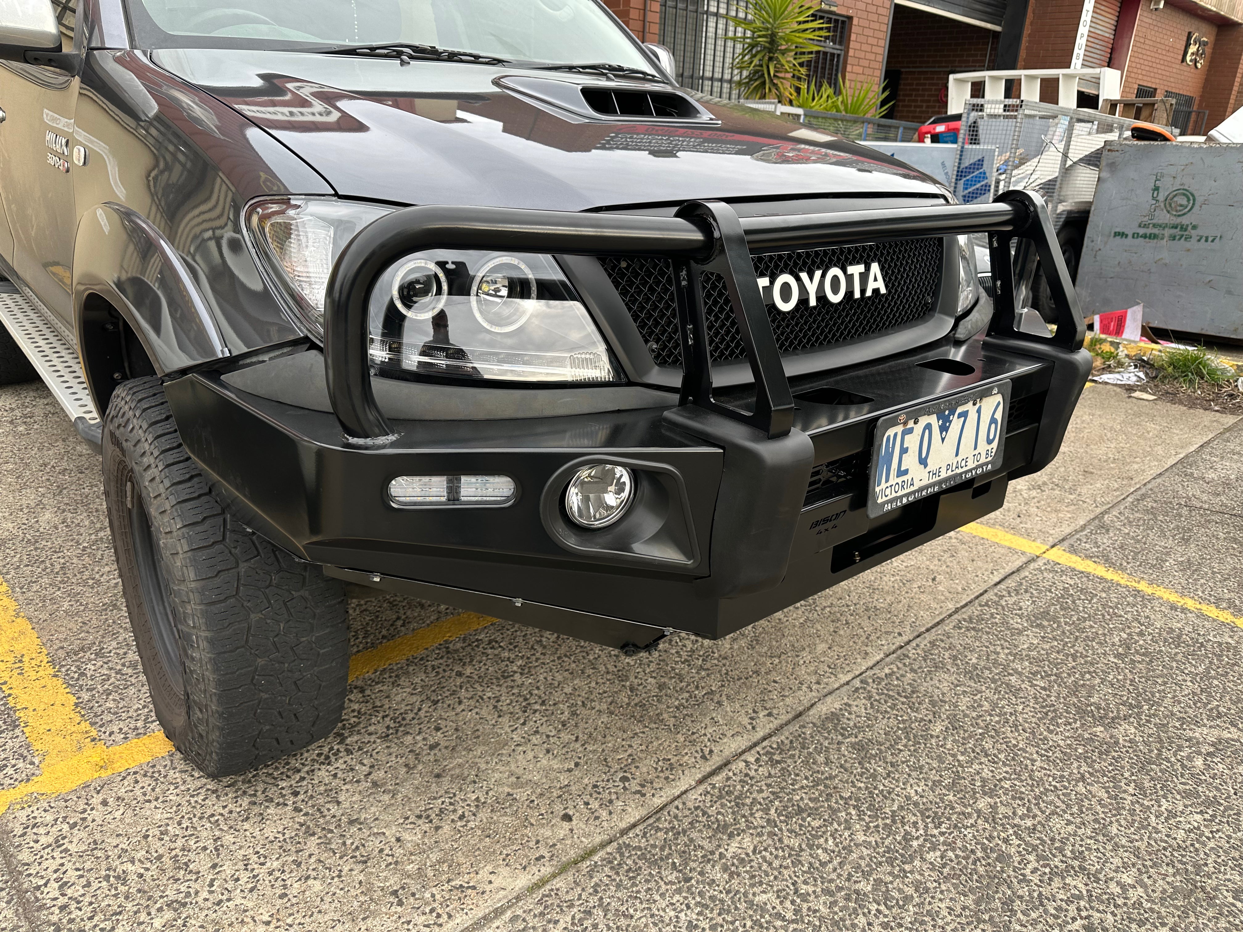 BISON 4X4 BULLBAR FOR TOYOTA HILUX 2005-2011