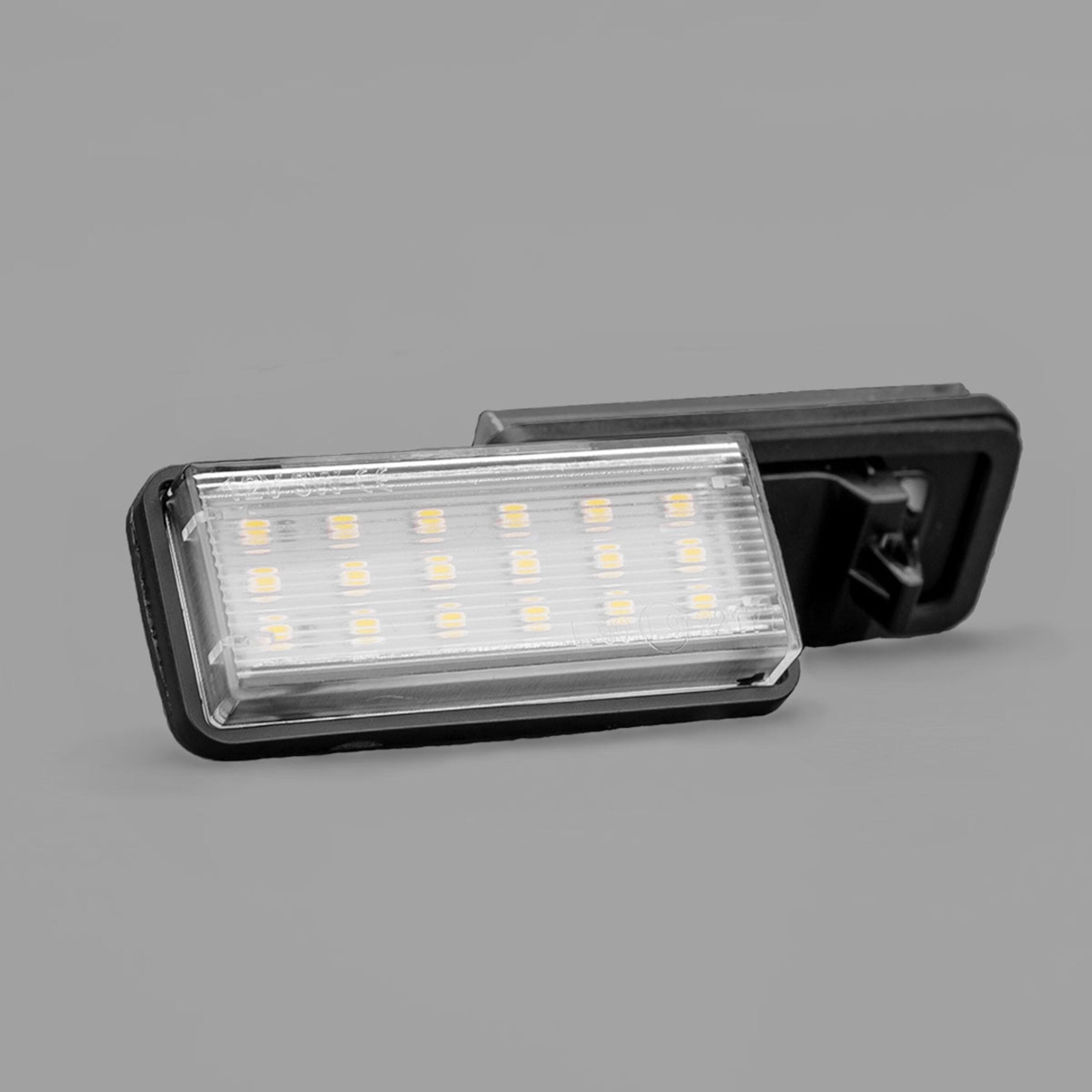 LED LICENSE PLATE LIGHT TO SUIT TOYOTA LANDCRUISER MODELS (B)