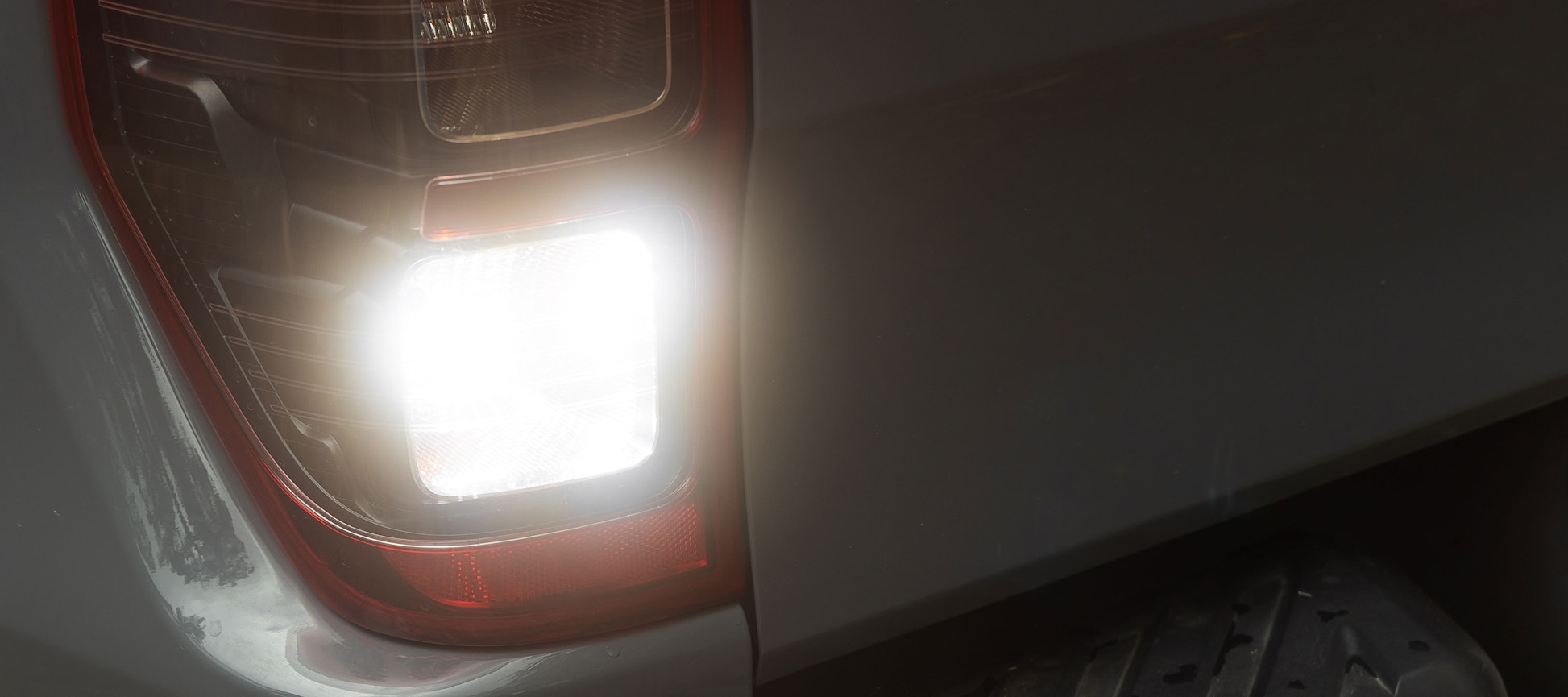 1000 LUMEN T10 / T15 REVERSE LED UPGRADE (PAIR)