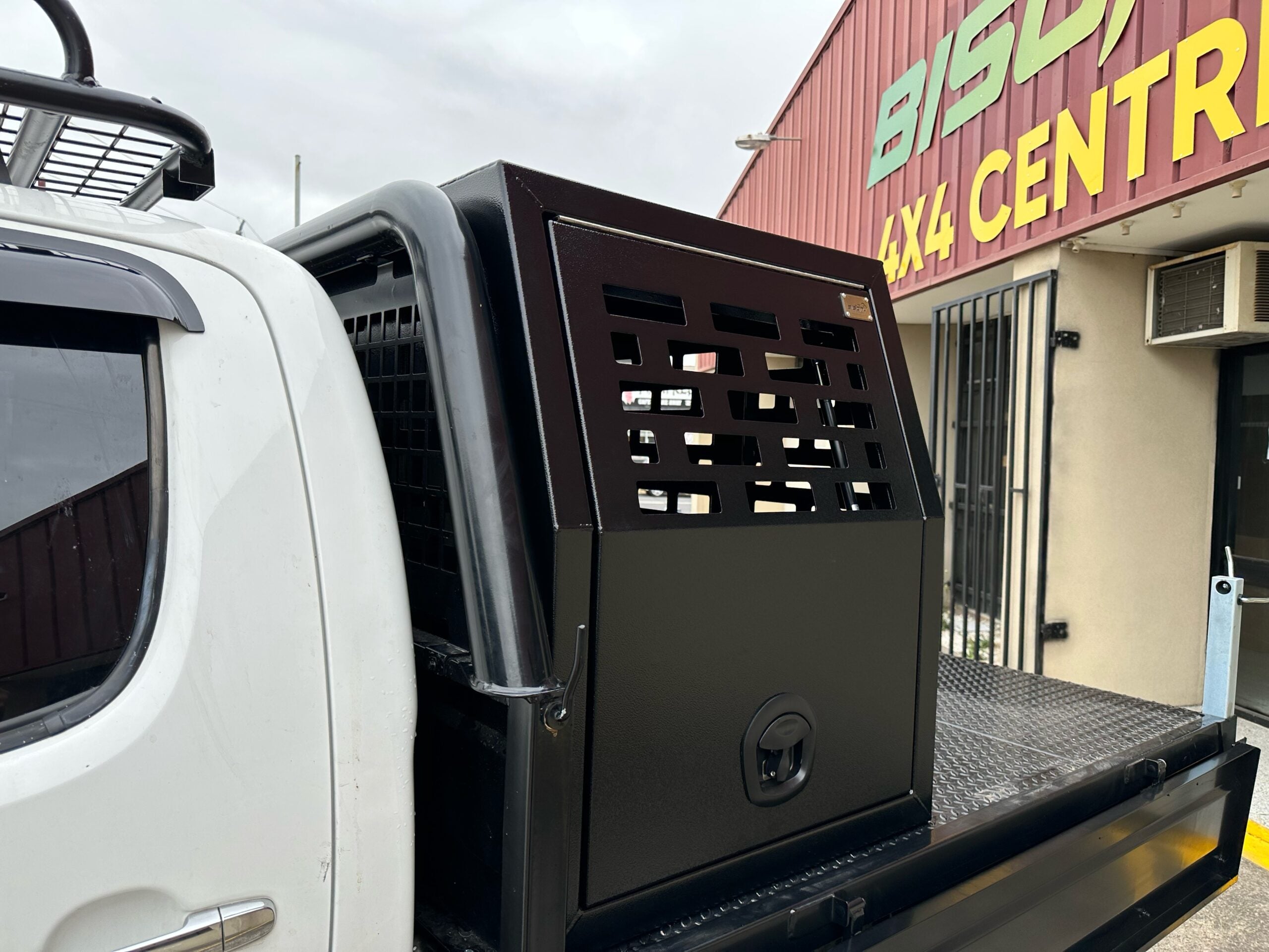 BISON 4X4 Canopy Aluminium Dog Cage / Tool box 700x1770x860mm Black Heavy duty